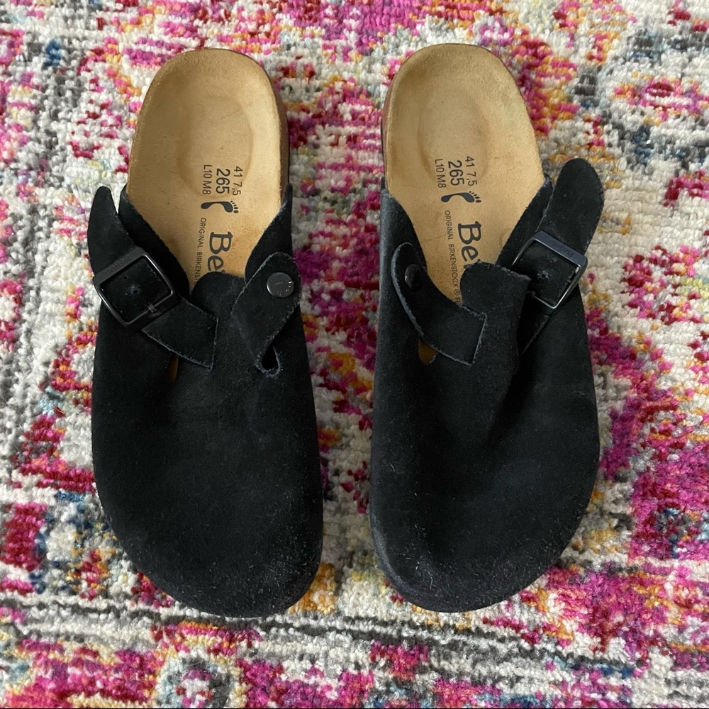 Black clog Birkenstock’s